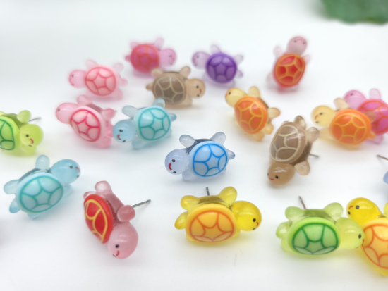 Preview: Mini Schildkröten Ohrstecker bunt